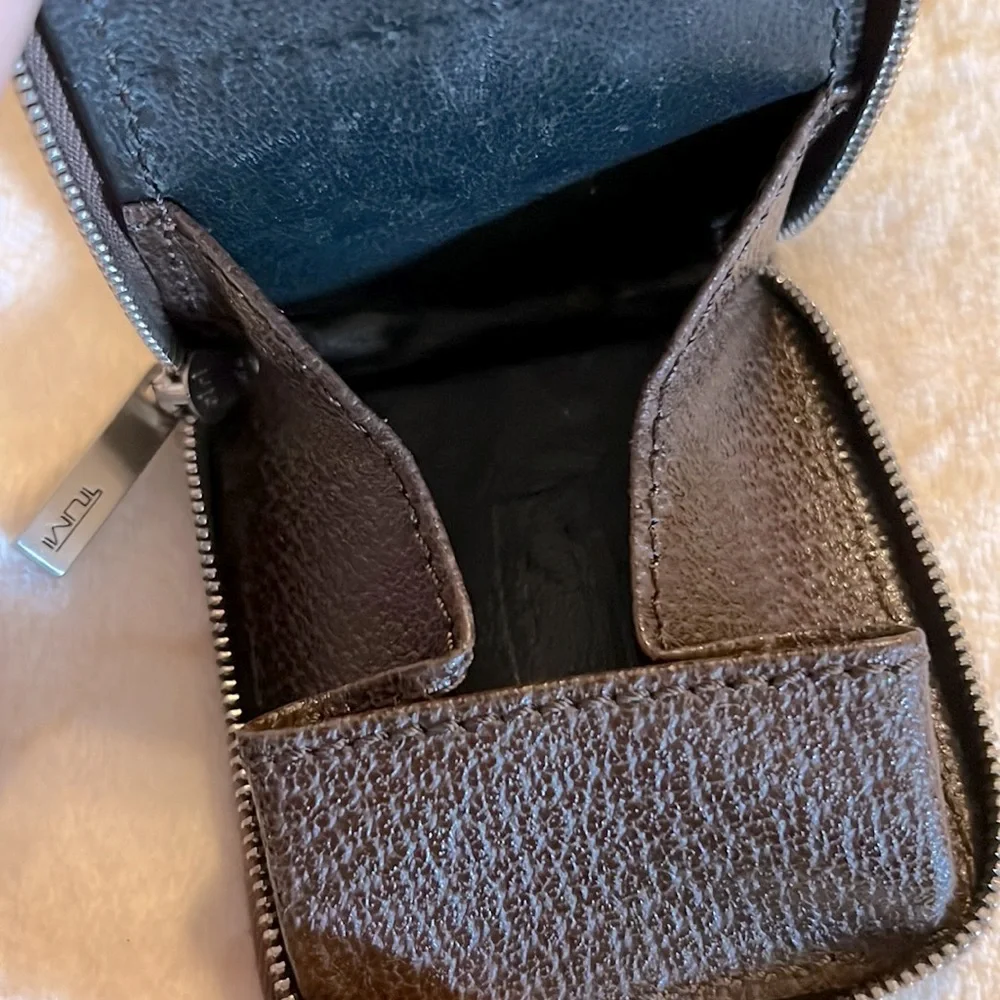 Vintage Tumi Zip Around Coin Purse Change Pouch Zippered Brown Textured Leather
